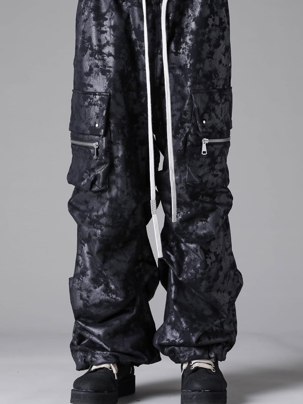 SWEAT CARGO TUCK WIDE PANTS(BLACK)
