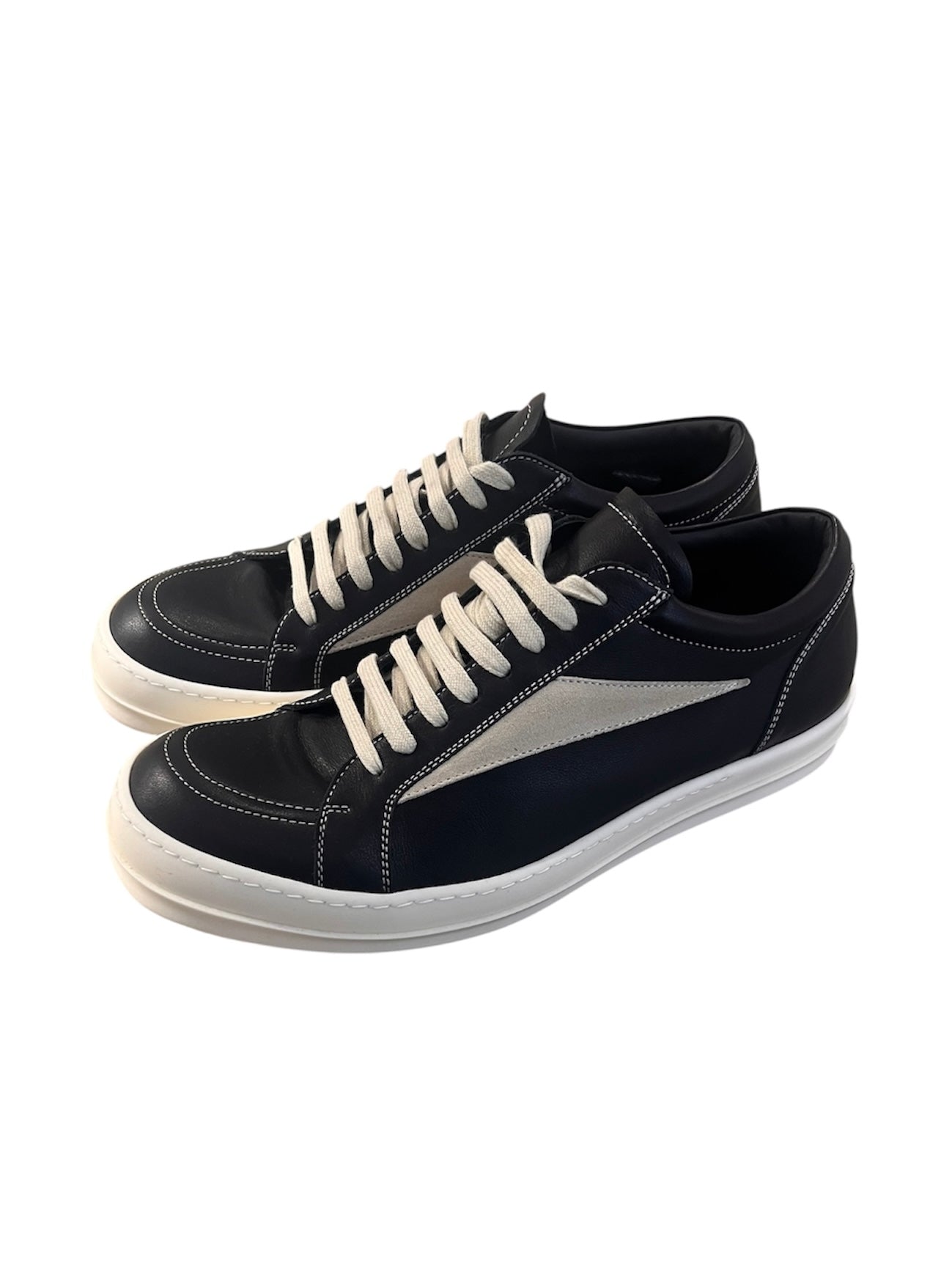 VINTAGE SNEAKS