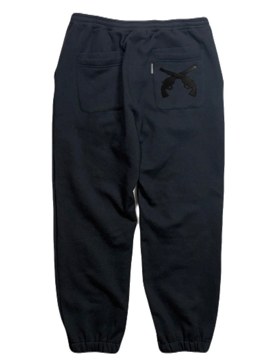 CROSSGUN LEATHER PATCH SWEAT PANTS(BLACK)