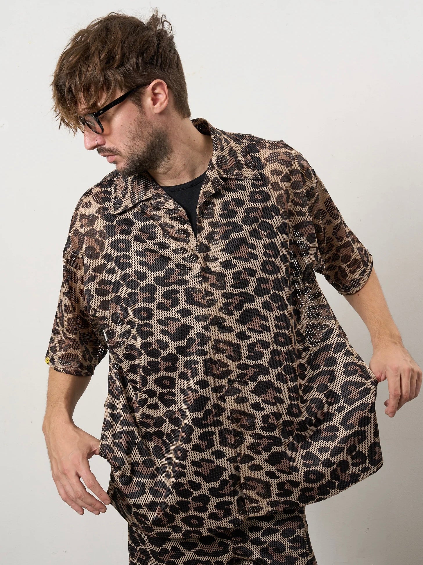 レオパードメッシュ スマイリーパッチ オーバーサイズシャツ