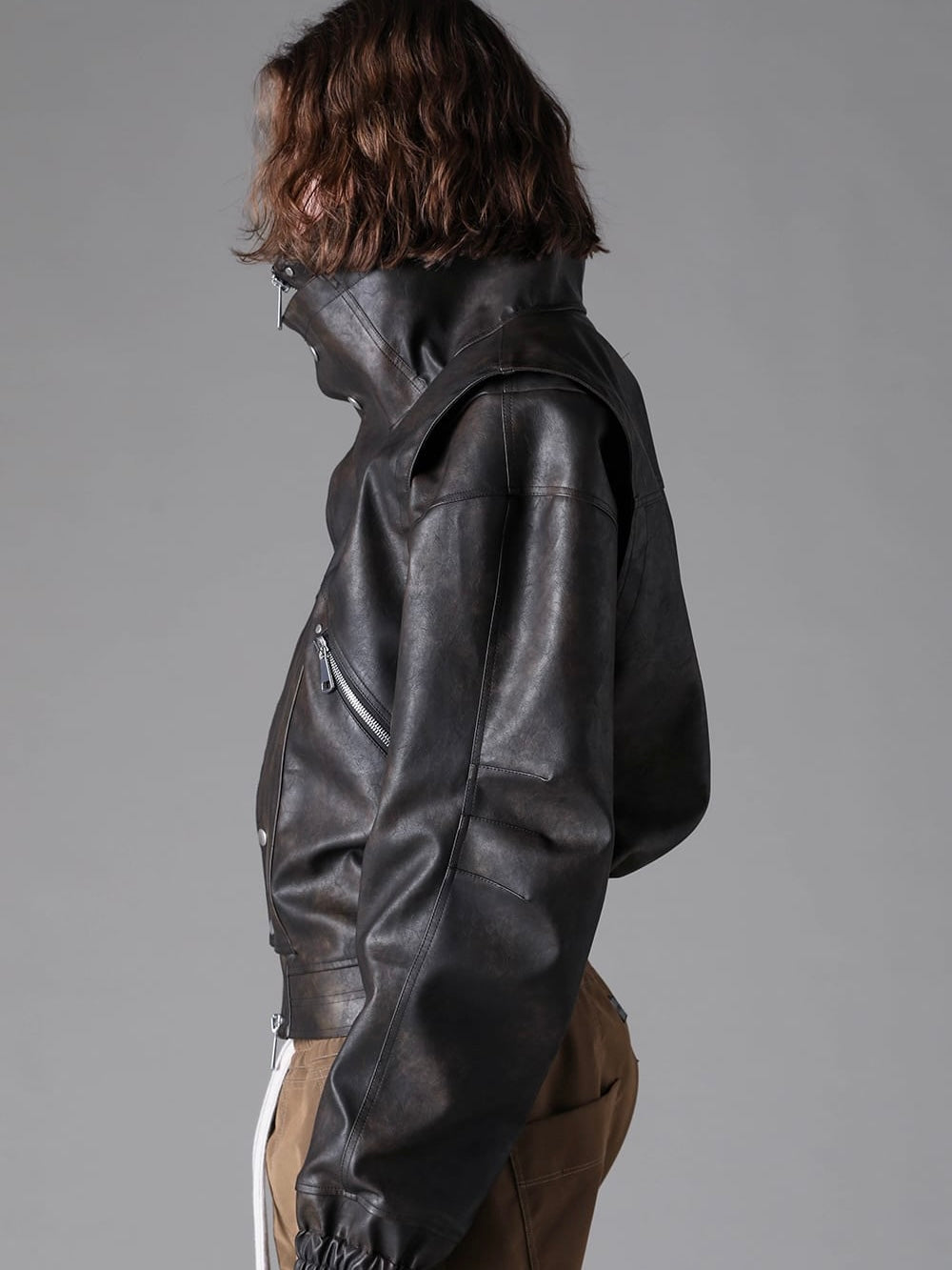 VEGAN LEATHER HIGH NACK BLOUSON(BLACK)