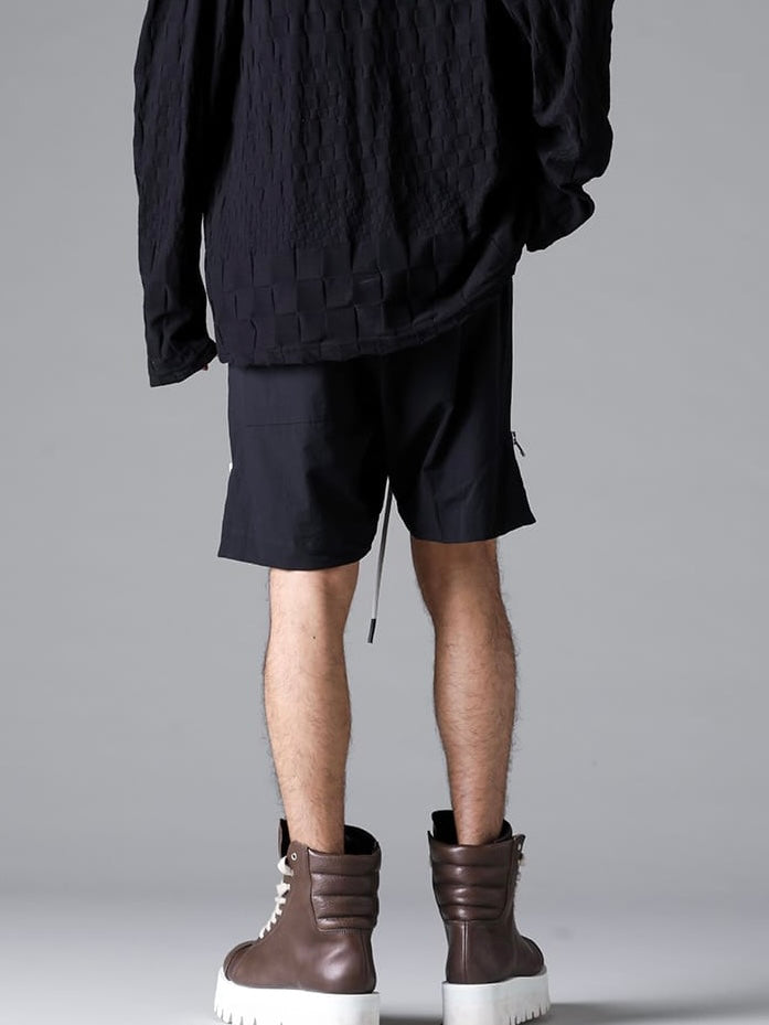 SIDE ZIP SHORTS