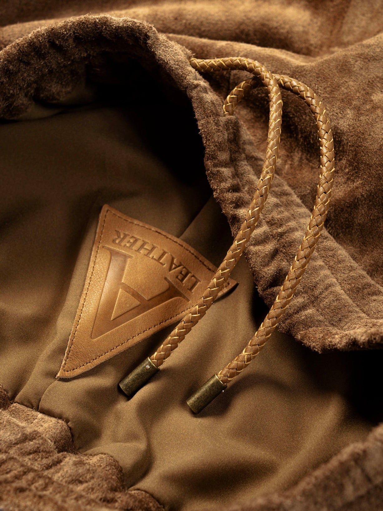 SWEAT SHORTS(Earth Suede)