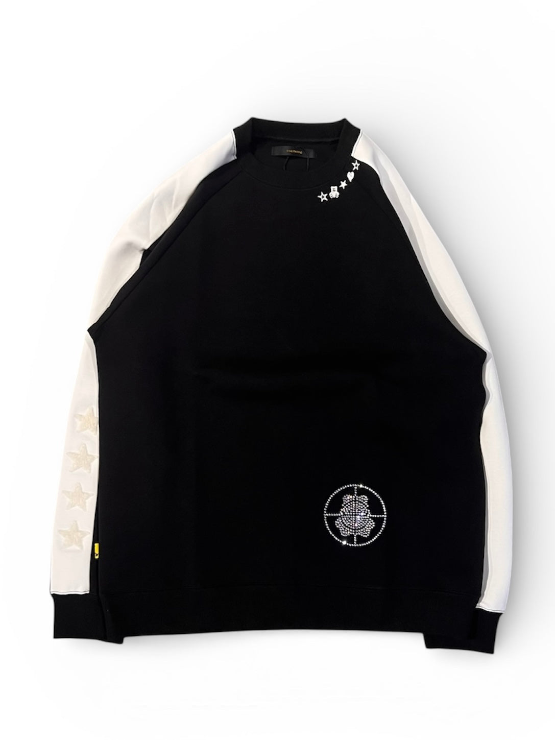 TRストレッチポンチ ラインストーン ターゲットベアラインスエットシャツ