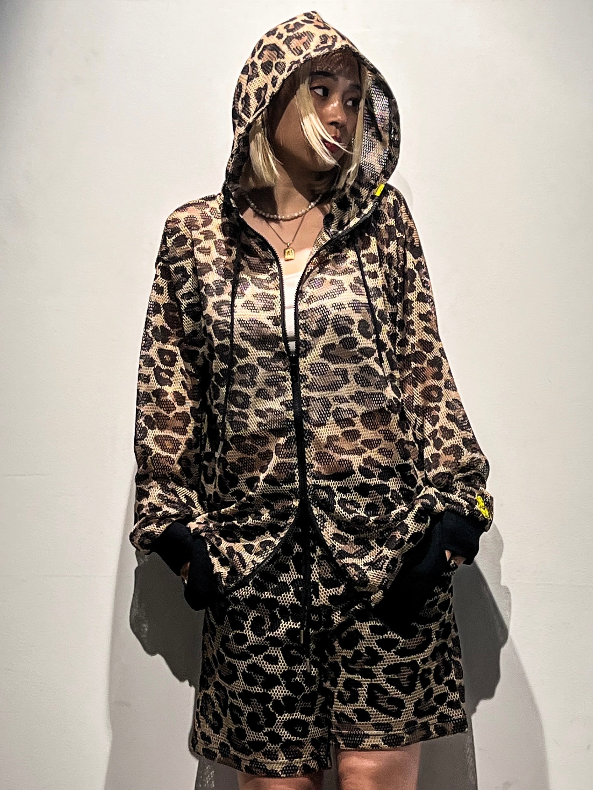 レオパードメッシュ スマイリーパッチ セットアップ