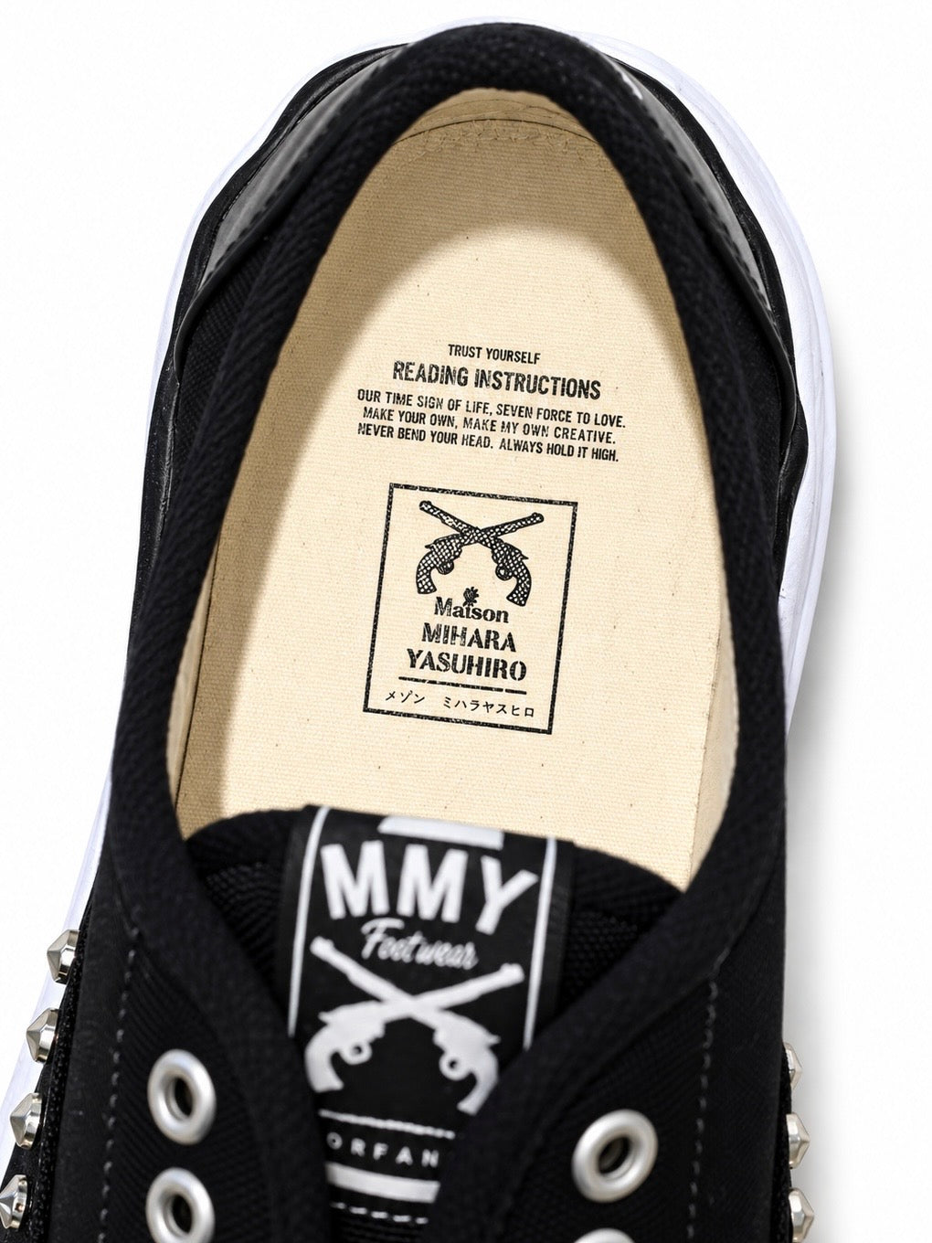 "BAKER" STUDS SLIP-ON SNEAKERS(BLACK×WHITE)