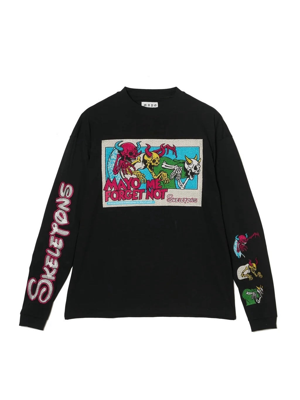A SKELETON IN THE CLOSET EMBROIDERY LONG SLEEVE TEE
/BLACK