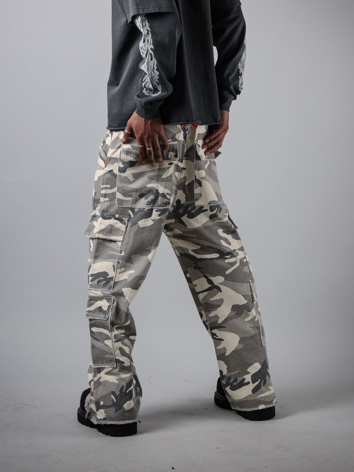 DIABLO CARGO PANTS(BEIGE)