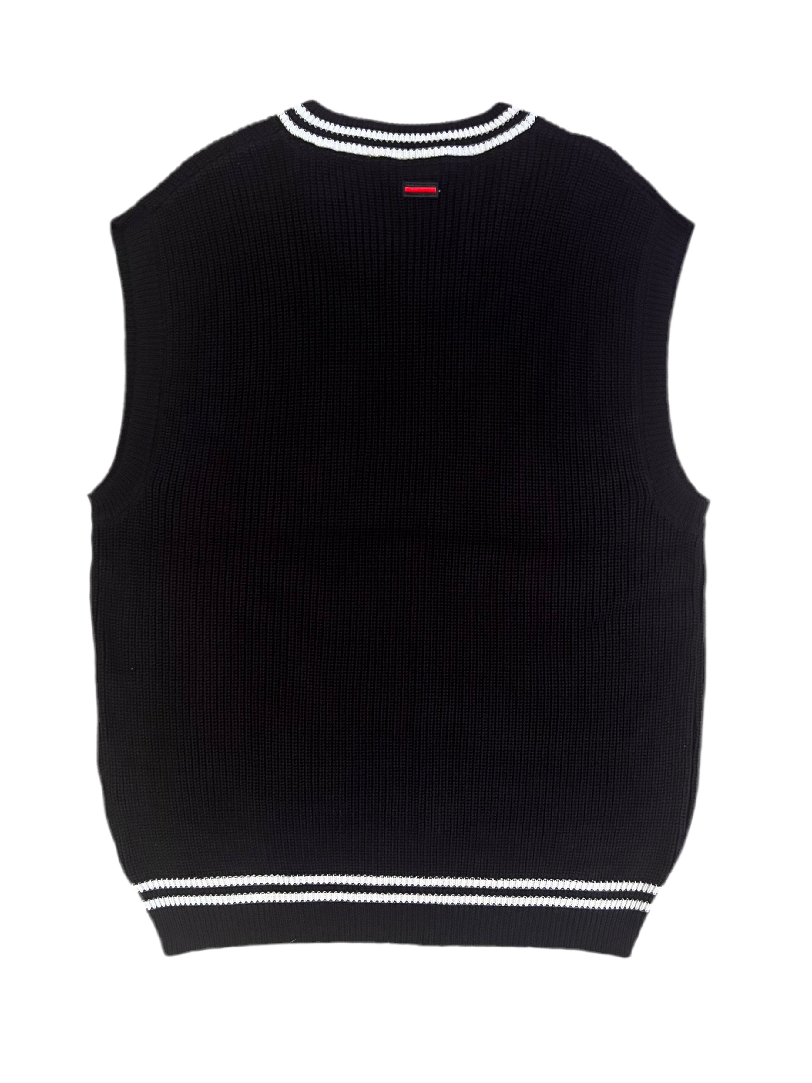 KNIT VEST
