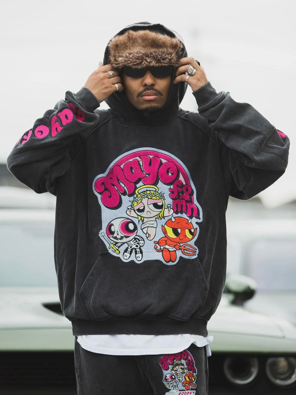 POWERPUFF MAYO EMBROIDERY HOODIE(FADE BLACK PINK)