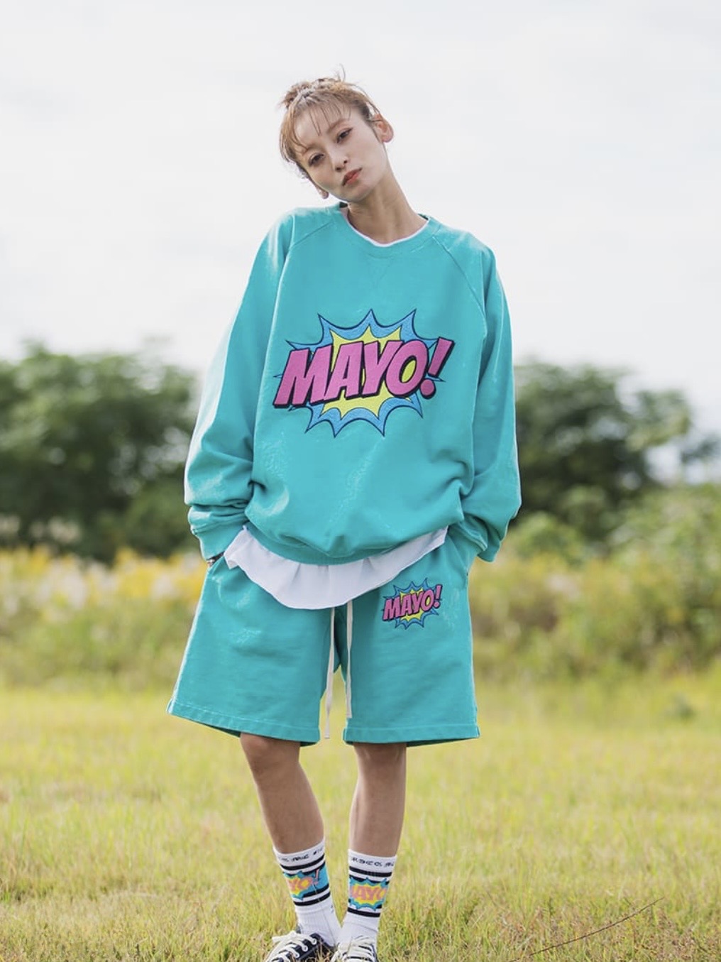 SPEECH BUBBLE GARMENT DYE EMBROIDERY CREW NECK SWEAT
