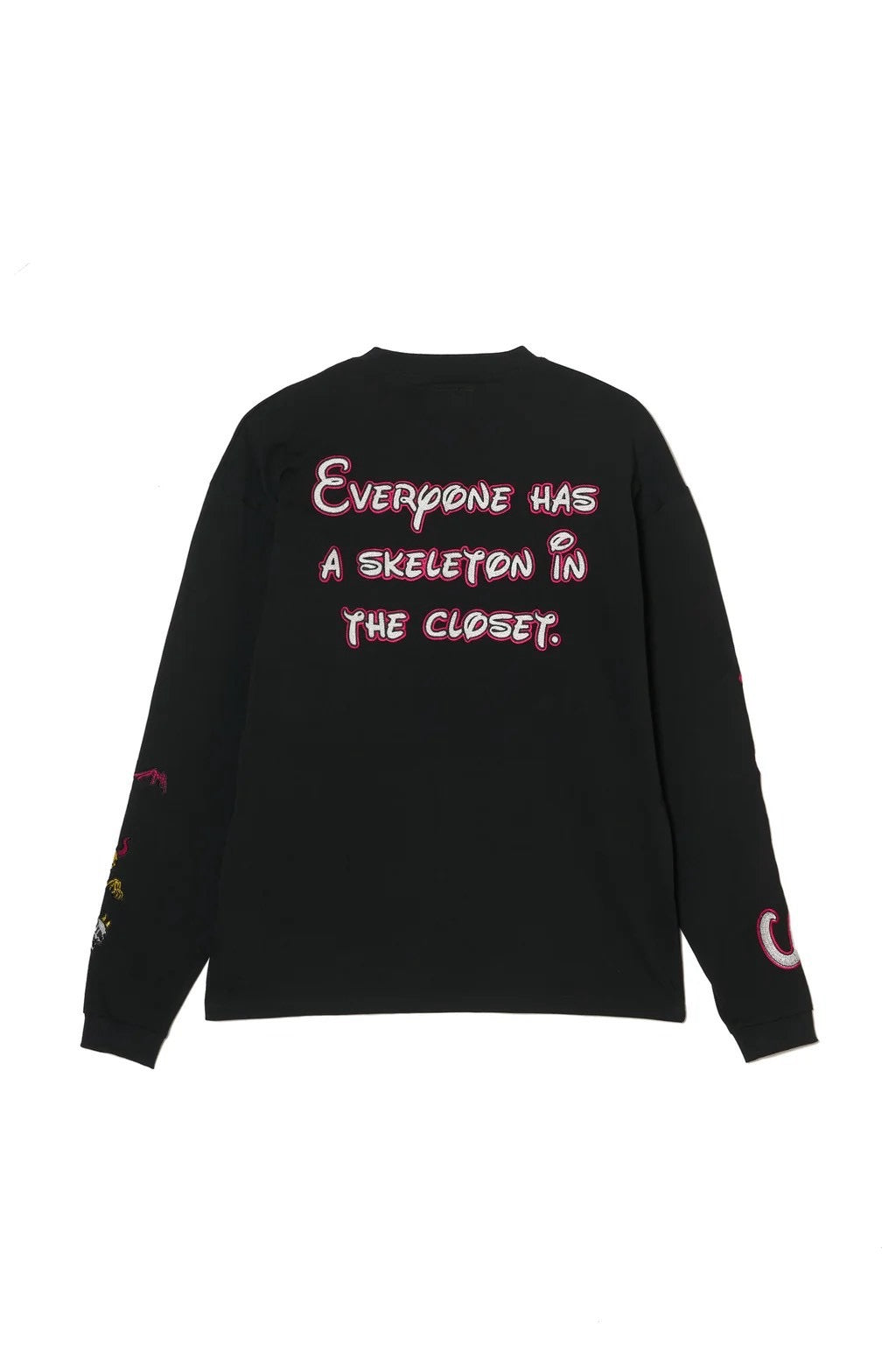 A SKELETON IN THE CLOSET EMBROIDERY LONG SLEEVE TEE
/BLACK