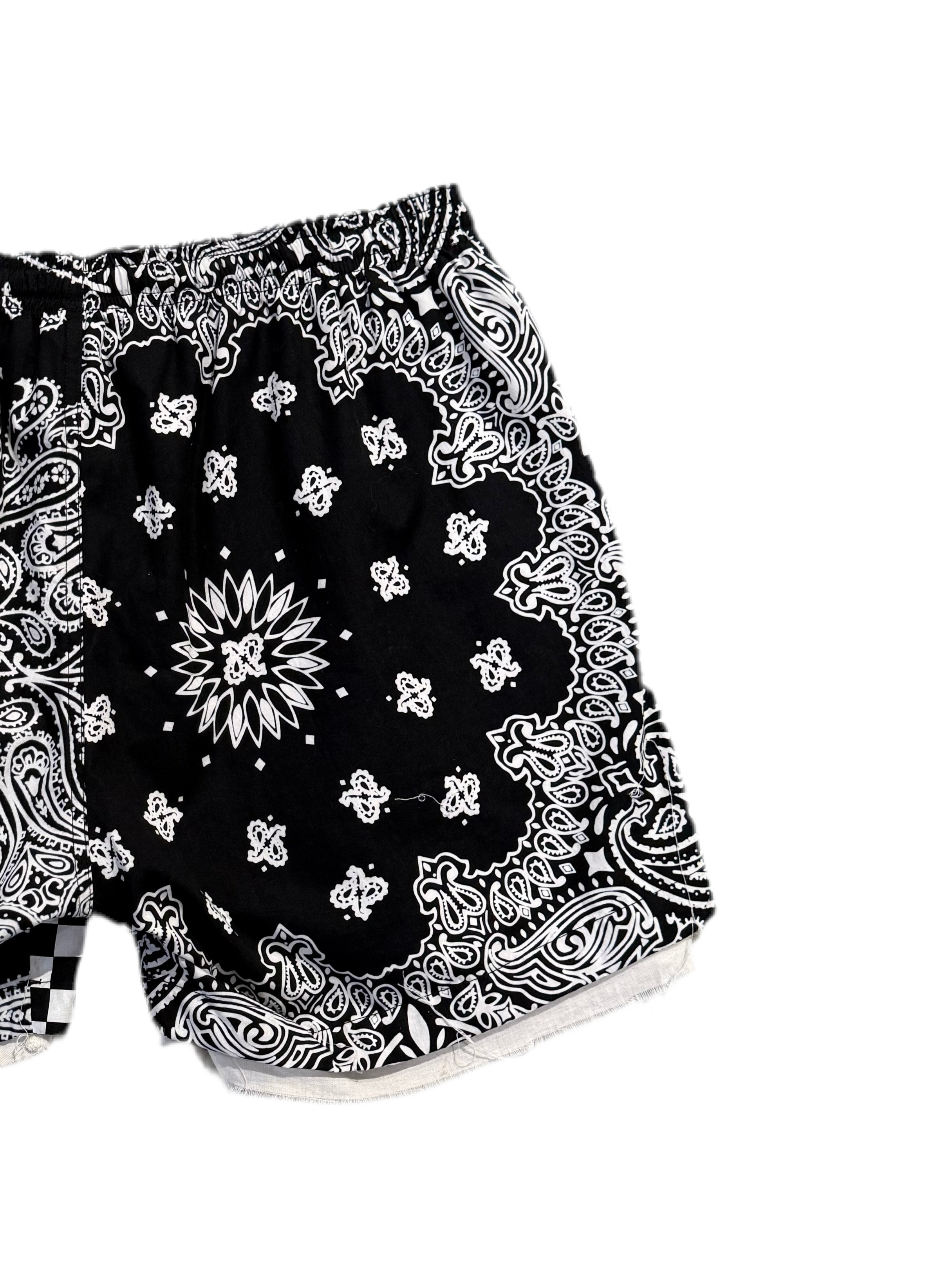 PATCHWORK BANDANA SHORT PANTS