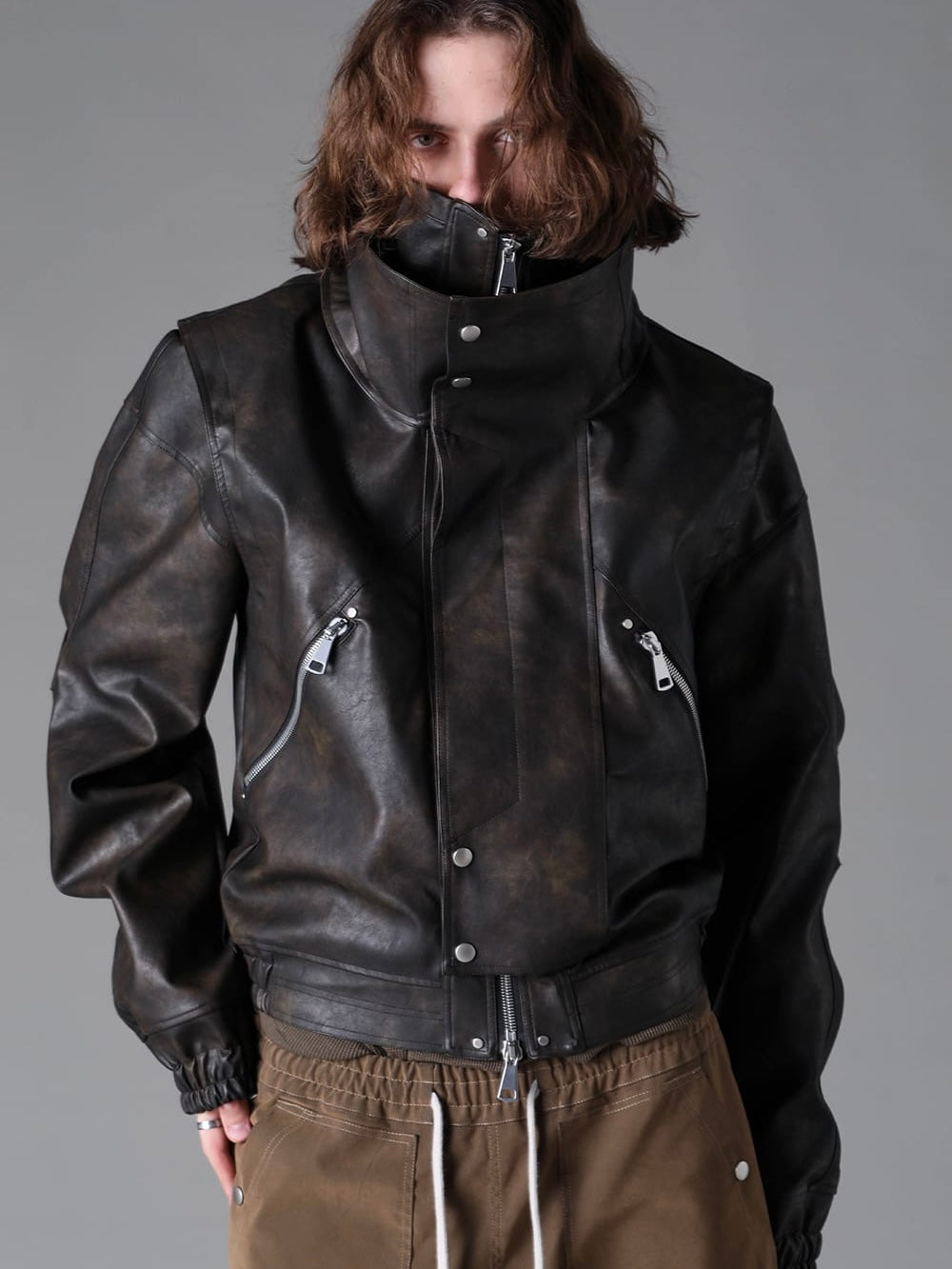VEGAN LEATHER HIGH NACK BLOUSON(BLACK)
