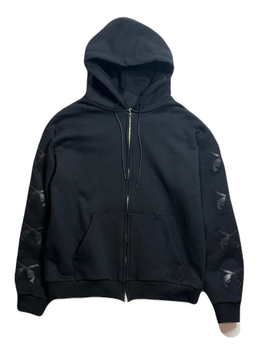 CROSSGUN LEATHER PATCH SWEAT HOODIE(BLACK)