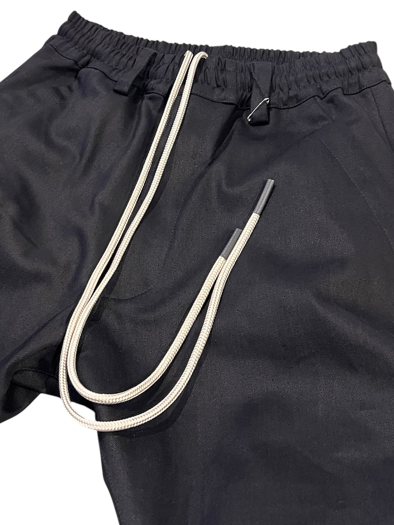 BOOTS CUT TUCK PANTS(BLACK)